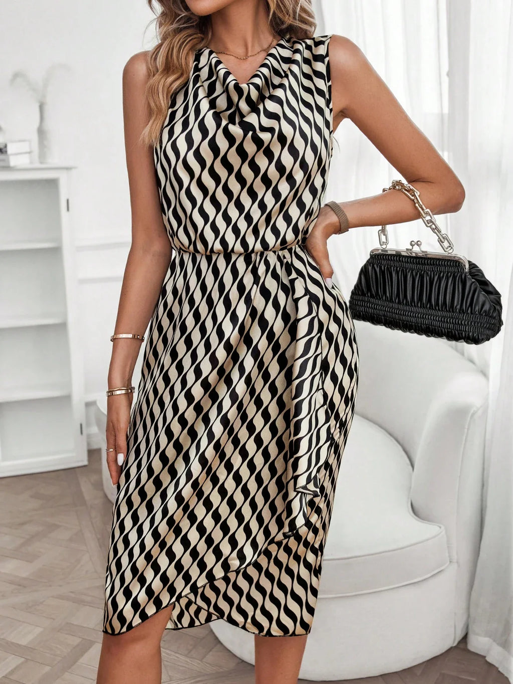 Vestido Midi Elegante Estampado com Decote Drapeado