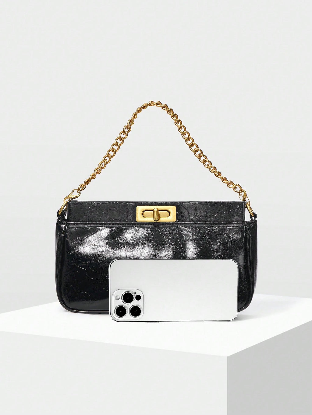Bolsa de Ombro Feminina Pequena com Corrente