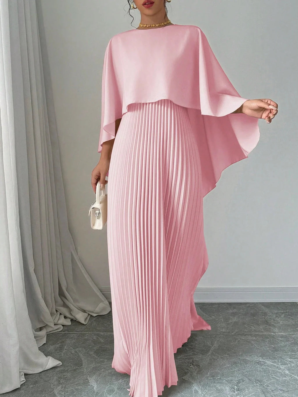 Vestido Longo Elegante com Saia Plissada