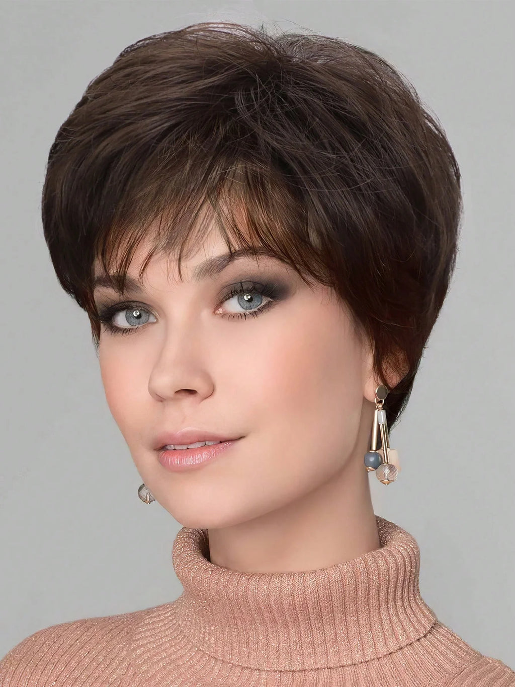 Peruca Feminina de Cabelo Curtinho com Franja
