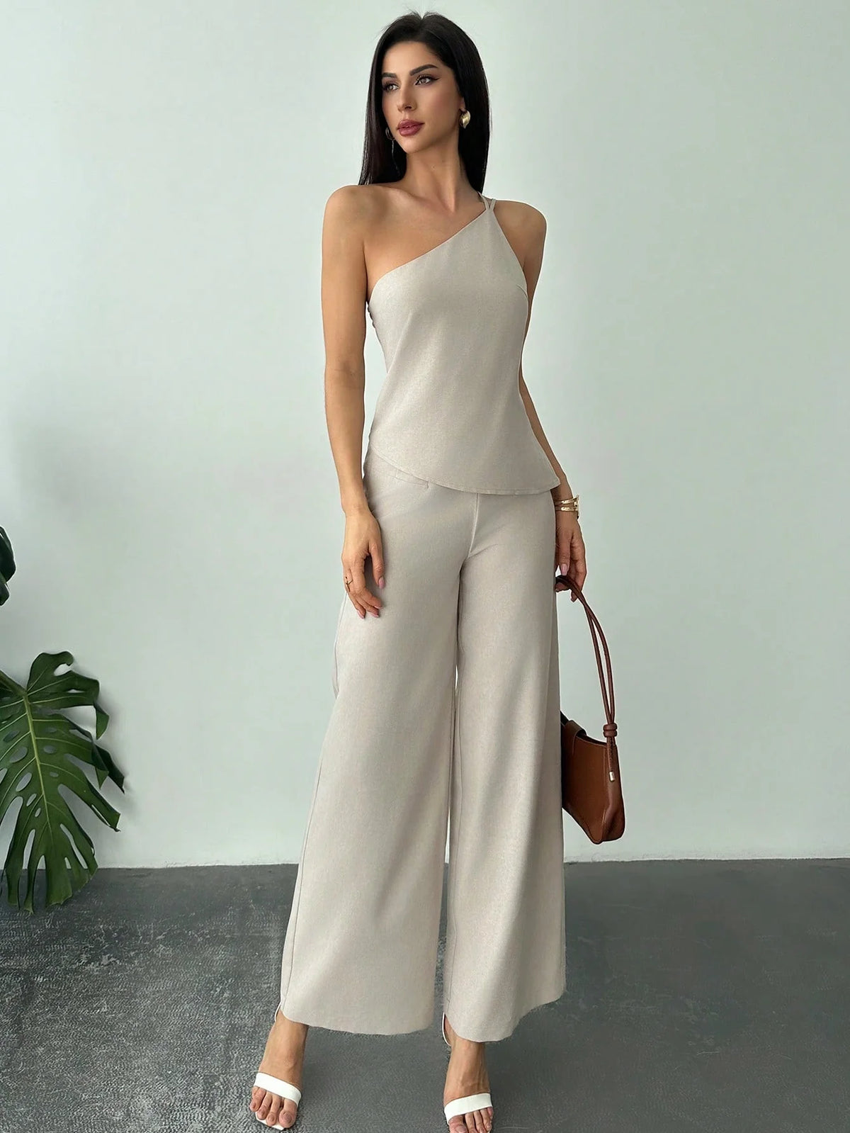 Conjunto Alfaiataria Feminino Blusa Assimétrica e Calça Pantalona