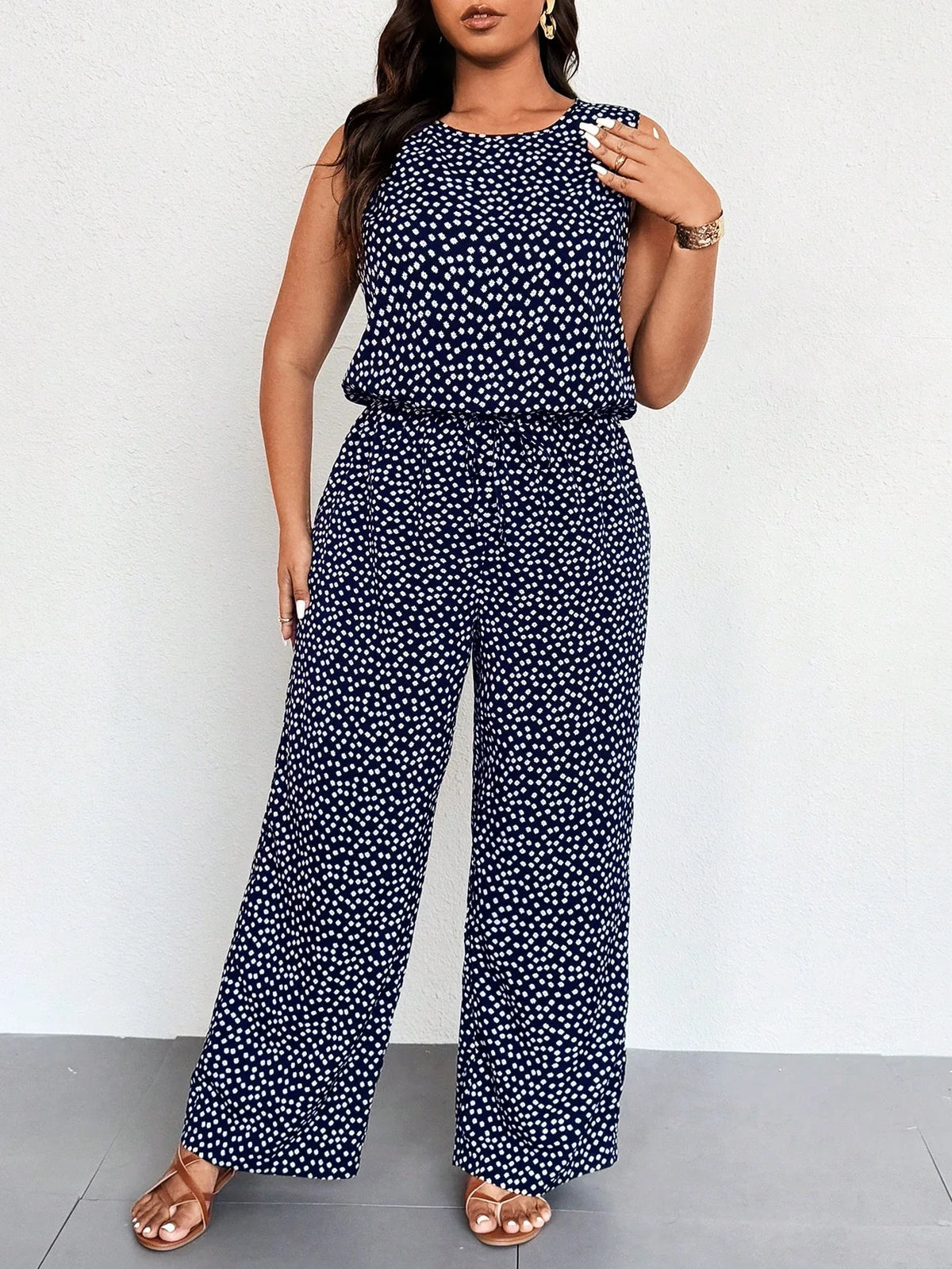 Macacão Plus Size Regata Floral Pantalona
