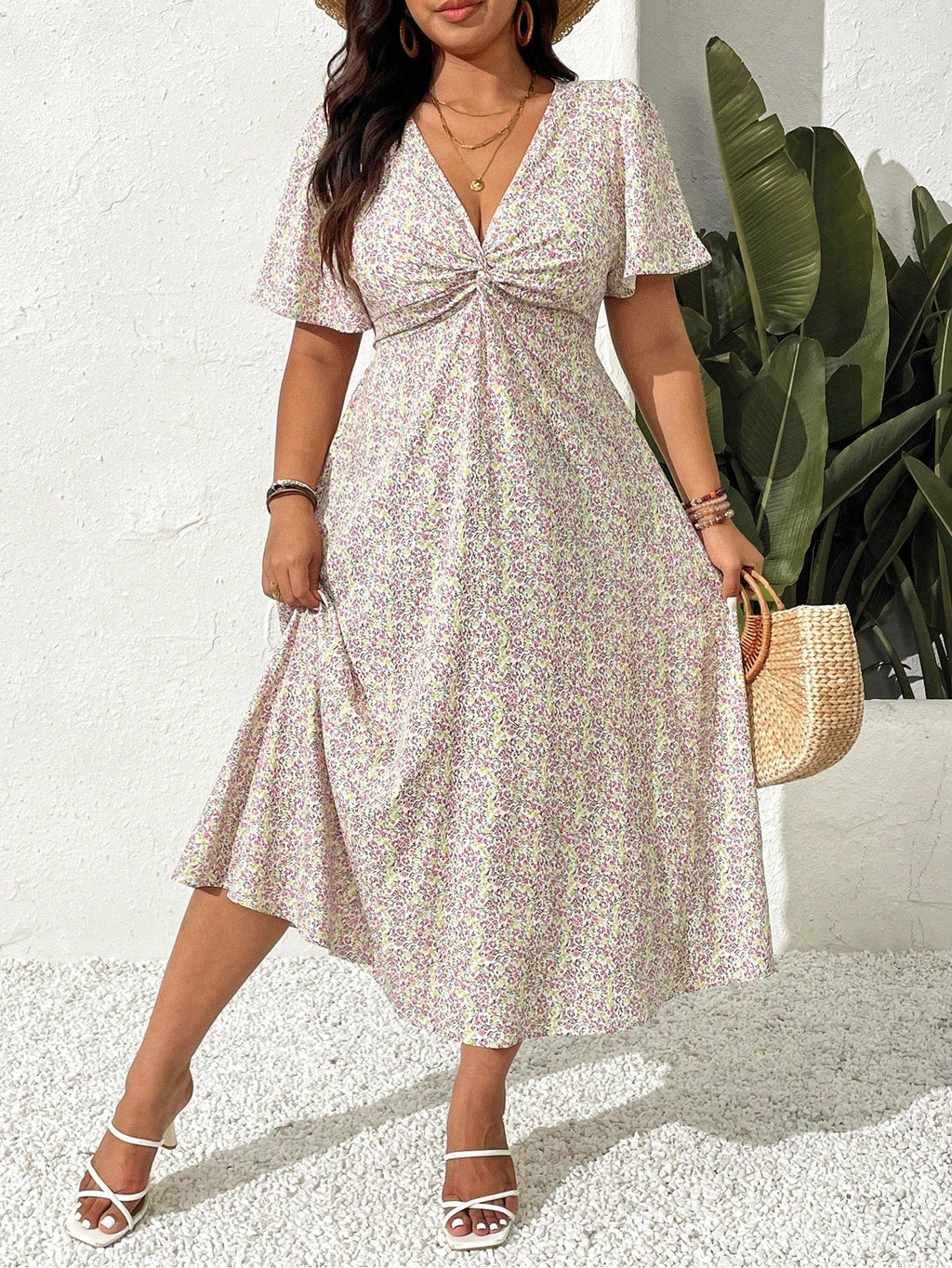 Vestido Midi Plus Size Casual Manga Curta Decote V Estampado