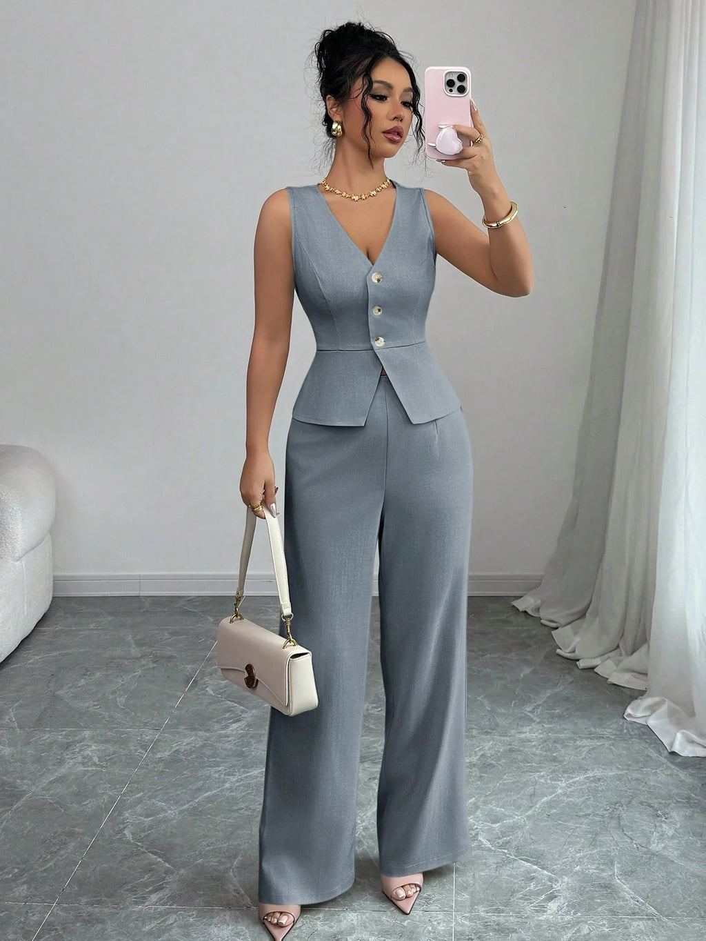 Conjunto Feminino Alfaiataria com Colete e Calça Pantalona