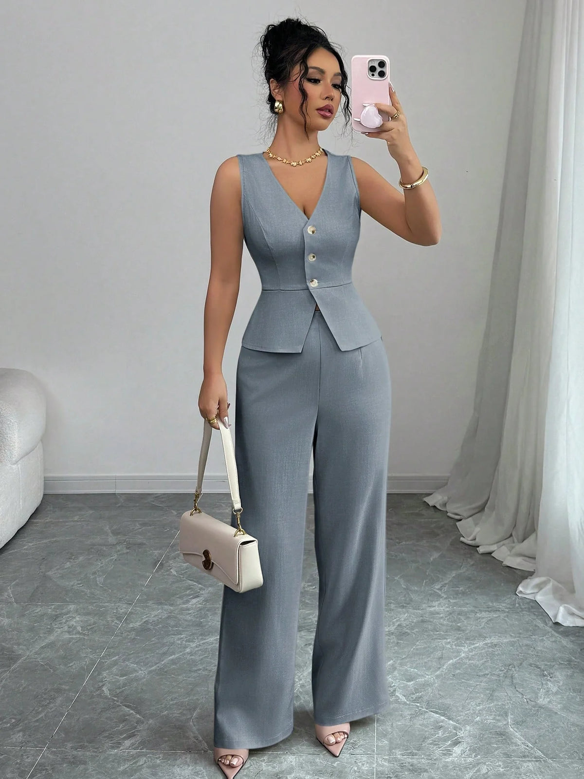 Conjunto Feminino Alfaiataria com Colete e Calça Pantalona