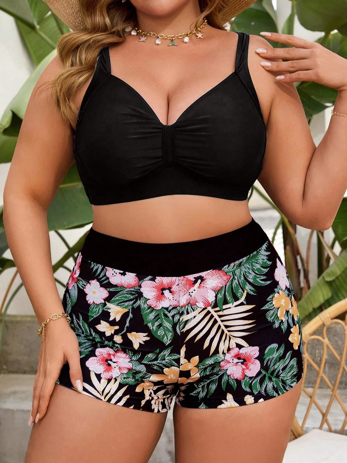 Biquíni Plus Size com Shortinho Estampado