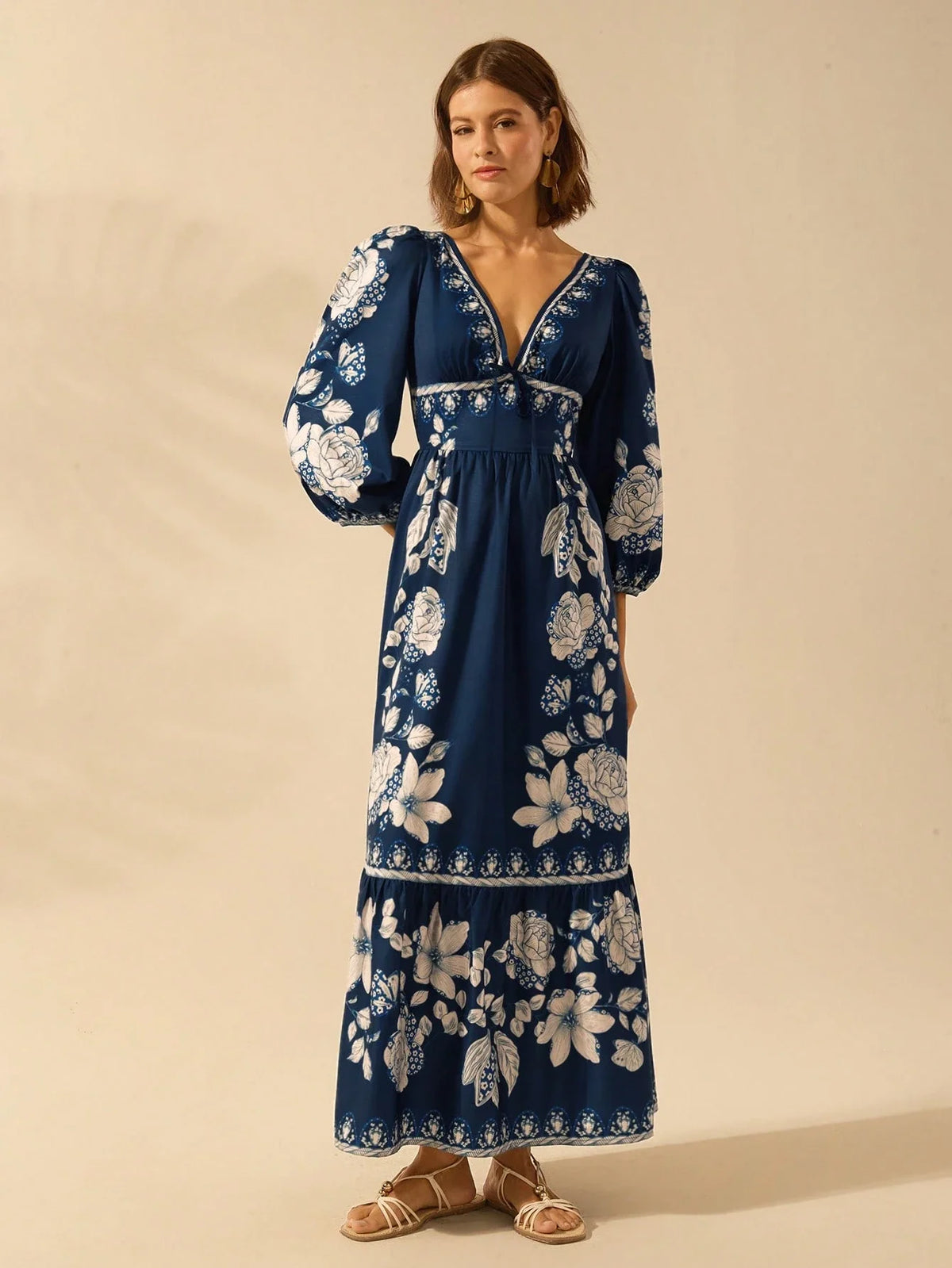 Vestido Feminino Manga Longa Bufante Decote V Estampa Floral
