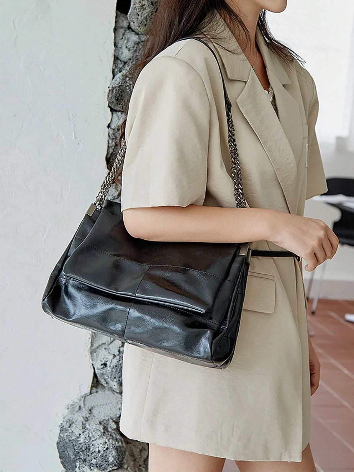 Bolsa de Ombro Grande Feminina Espaçosa