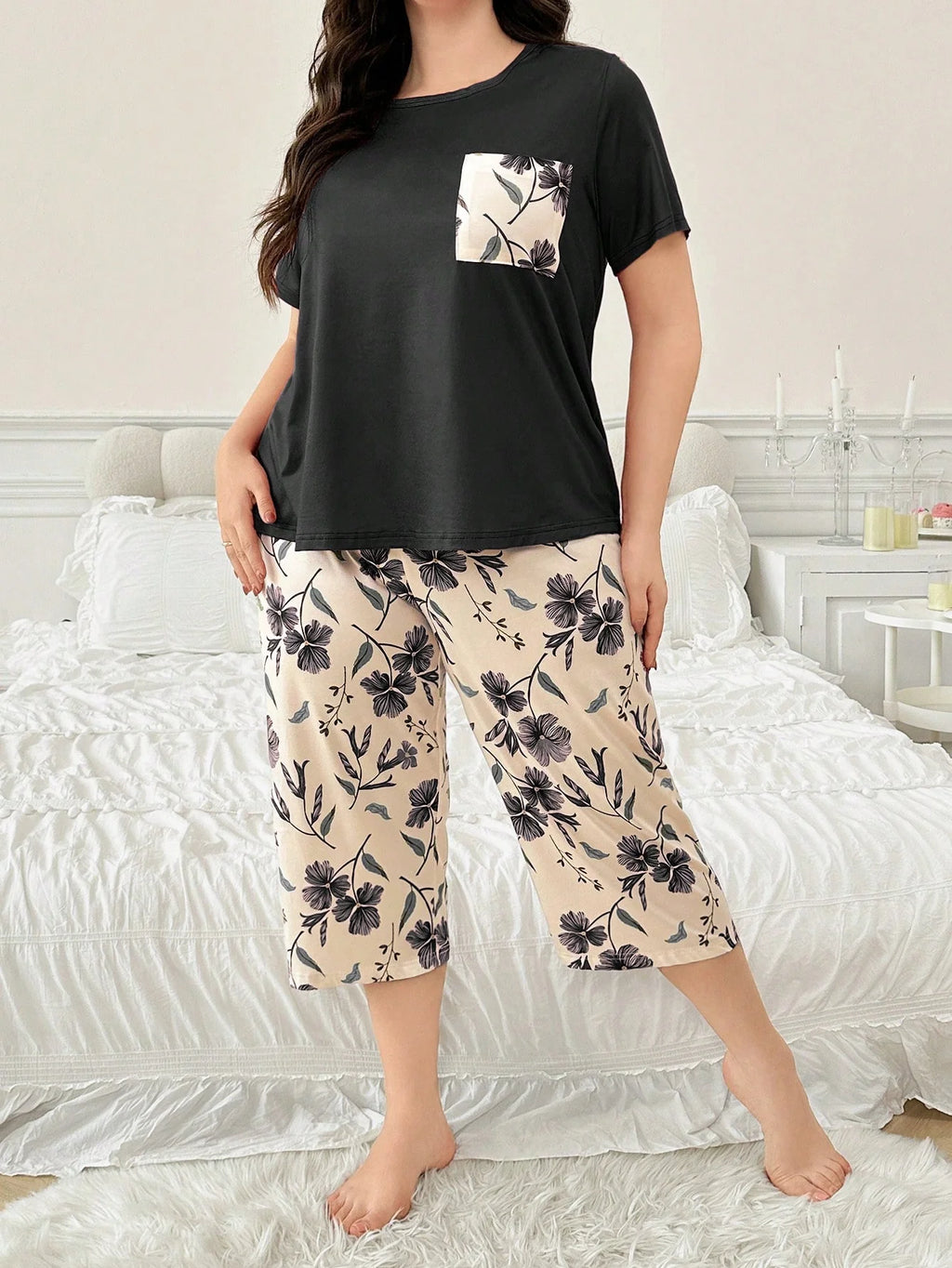 Pijama Plus Size Feminino Capri e Blusa Floral