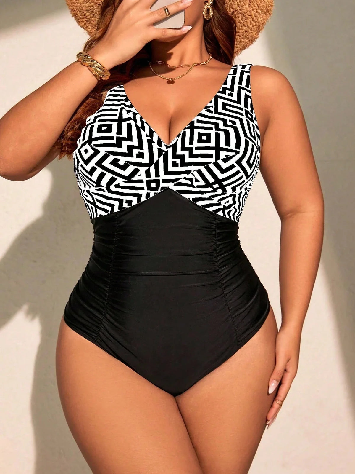 Maiô Plus Size Franzido Disfarça Barriga