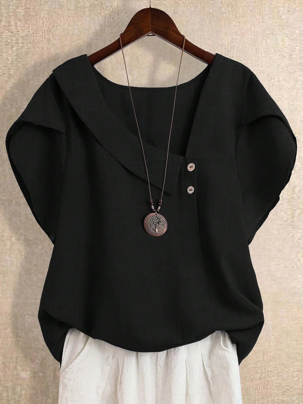 Blusa Manga Curta Plus Size Decote Assimétrico
