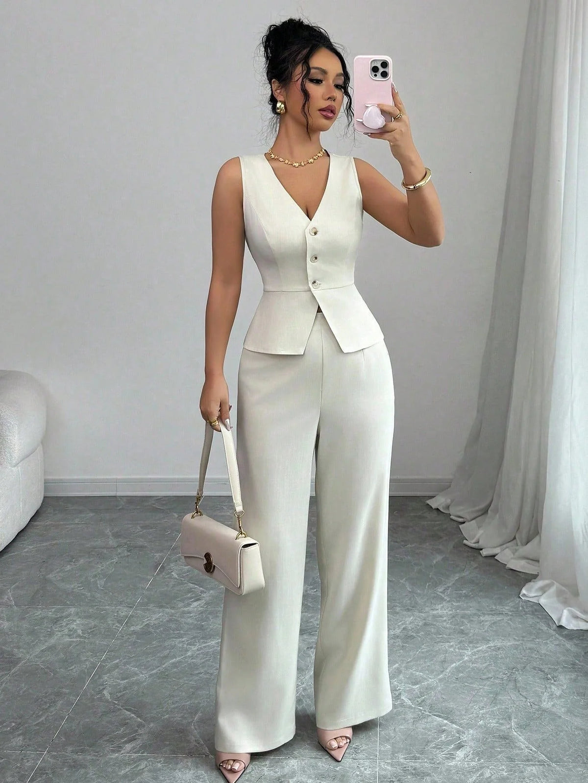 Conjunto Feminino Alfaiataria com Colete e Calça Pantalona