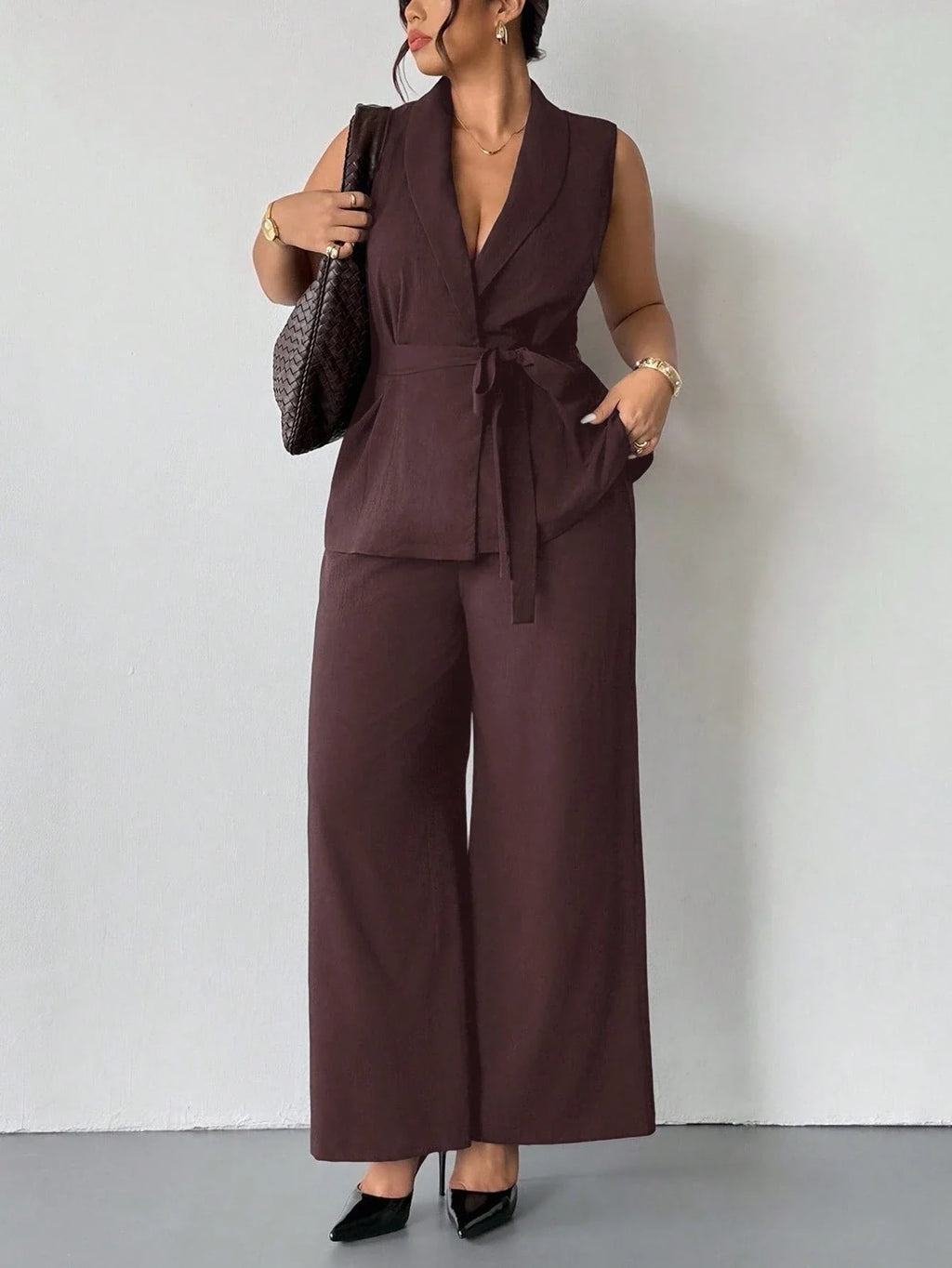 Conjunto Plus Size Alfaiataria Colete e Calça Pantalona
