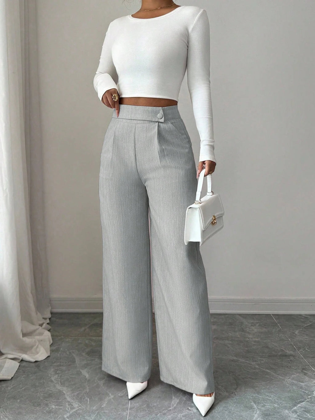 Calça Feminina Elegante Alfaiataria Wide Leg com Botão Lateral
