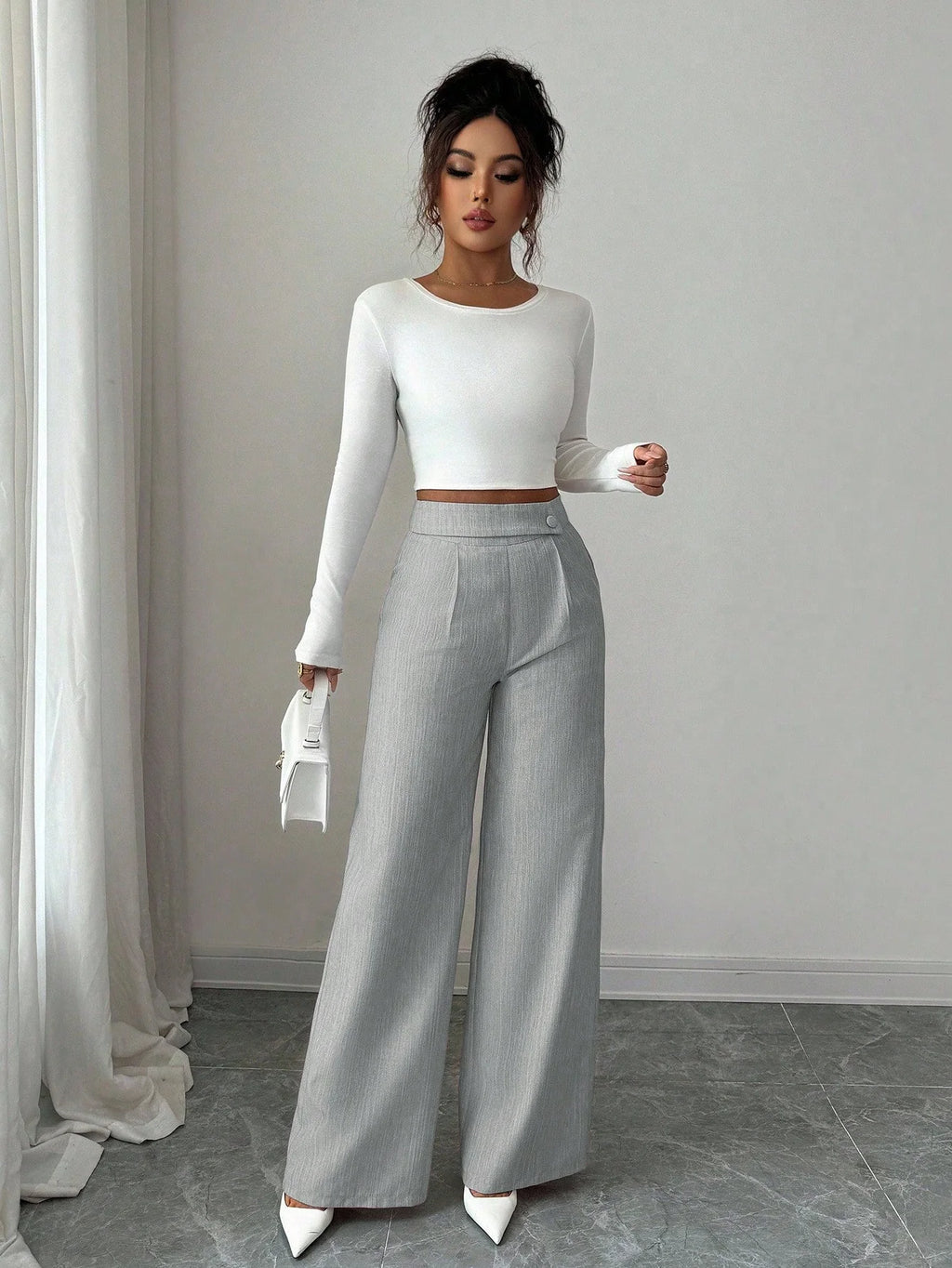 Calça Feminina Elegante Alfaiataria Wide Leg com Botão Lateral