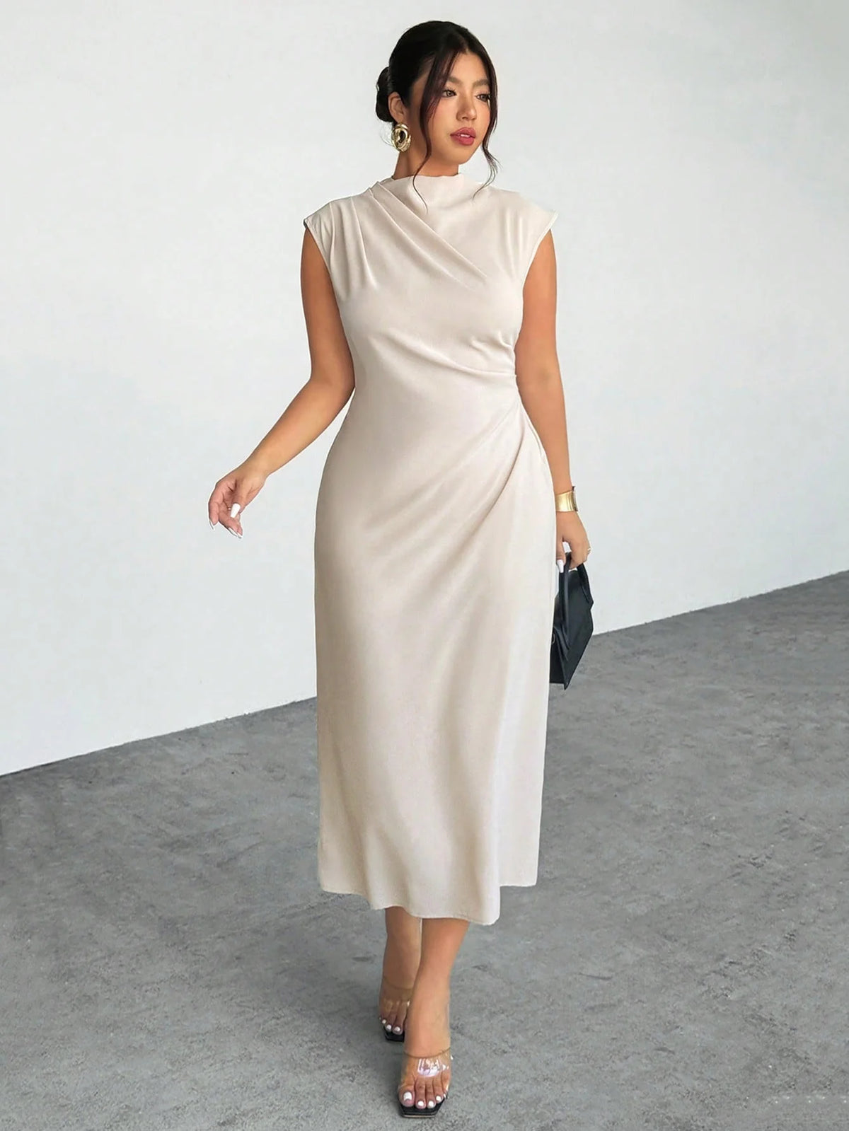 Vestido Plus Size Elegante Social Reto sem Manga
