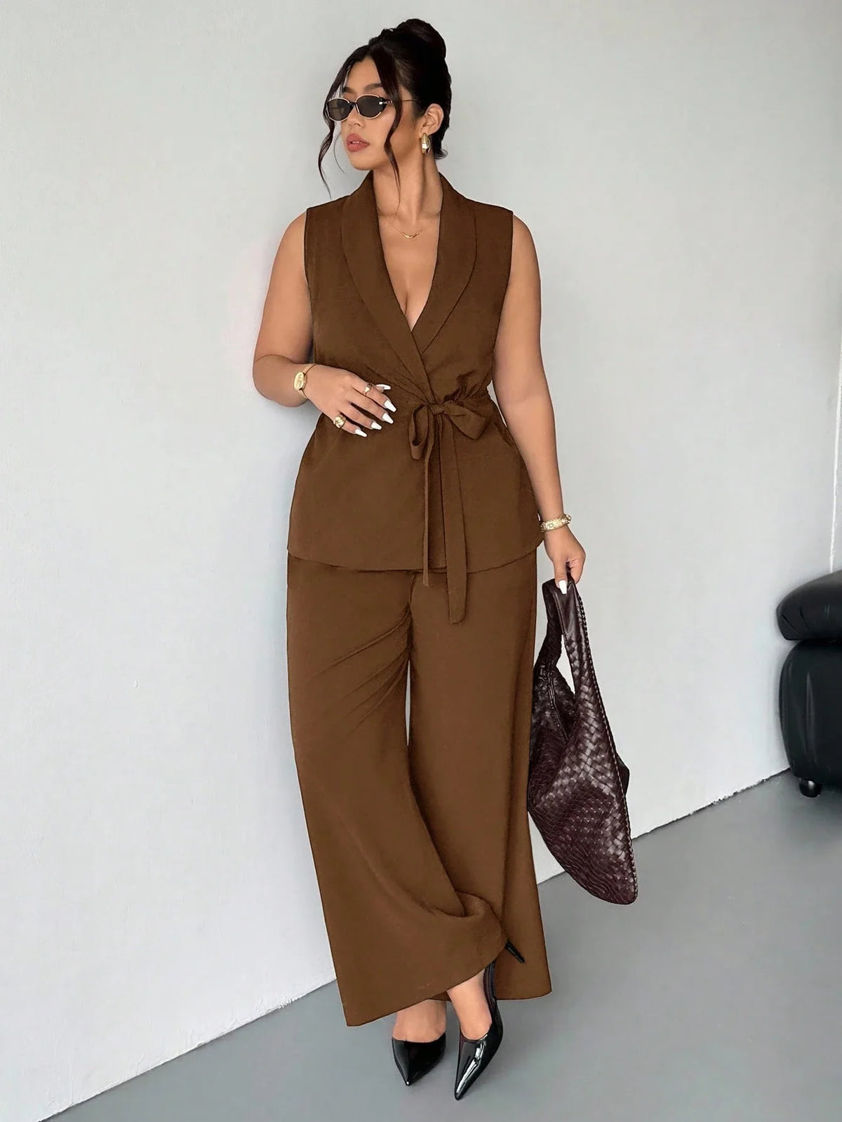 Conjunto Plus Size Alfaiataria Colete e Calça Pantalona