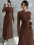 Vestido Longo Manga Comprida com Tule Cintura Plissada