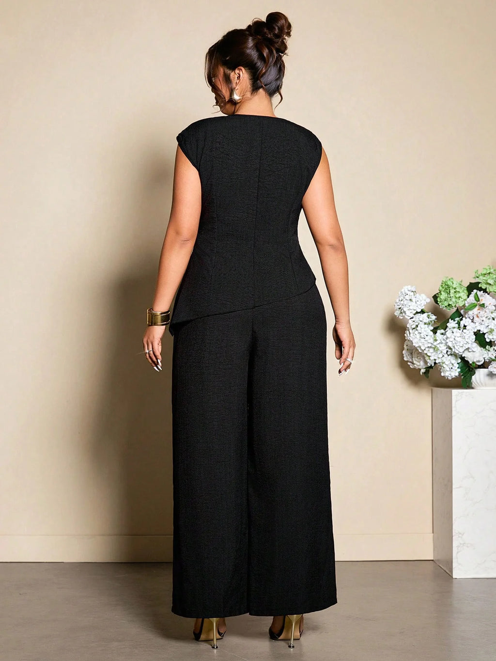 Conjunto Plus Size Elegante Assimétrico Pantalona