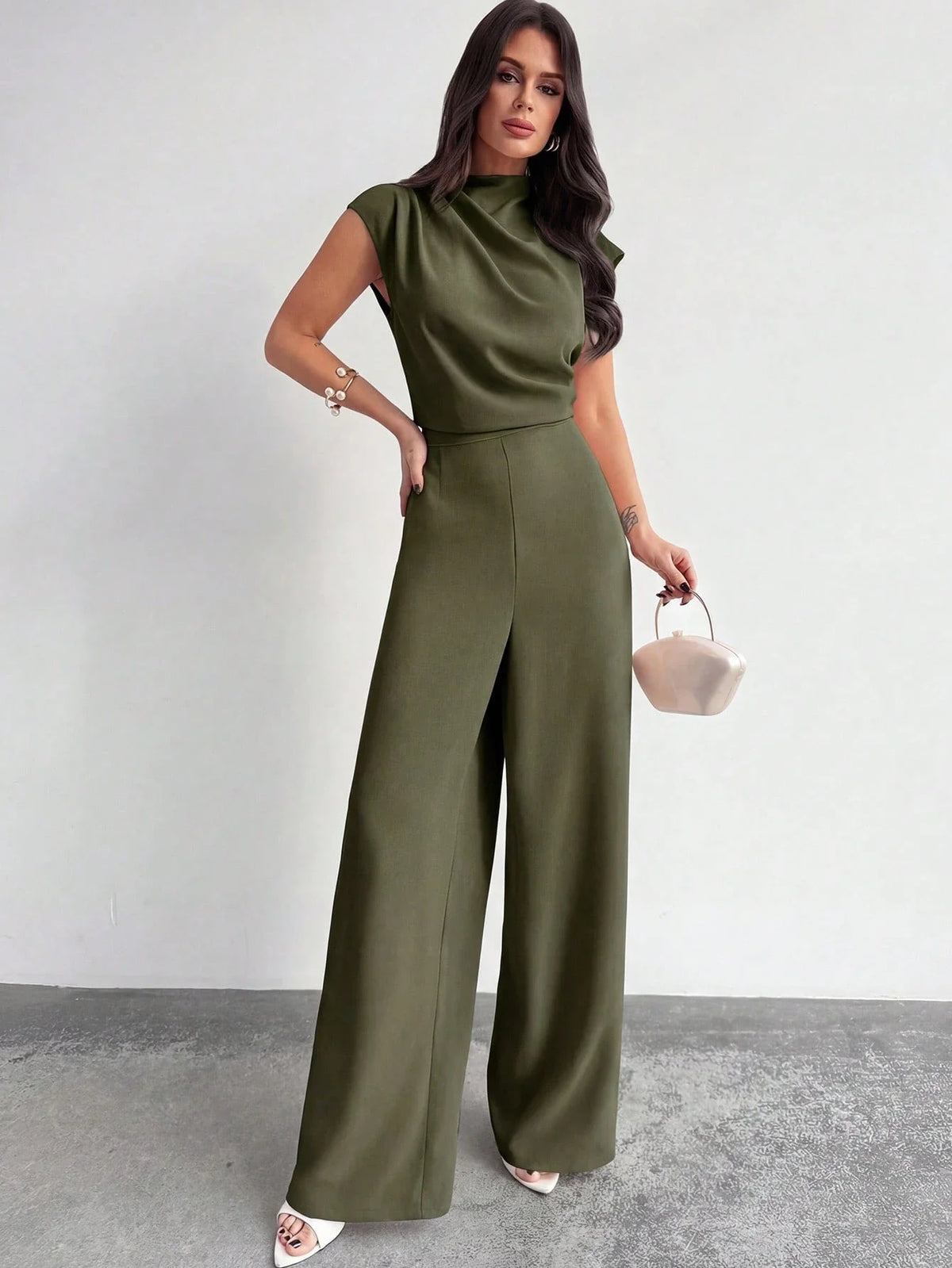Macacão Elegante Feminino Social sem Mangas Pantalona