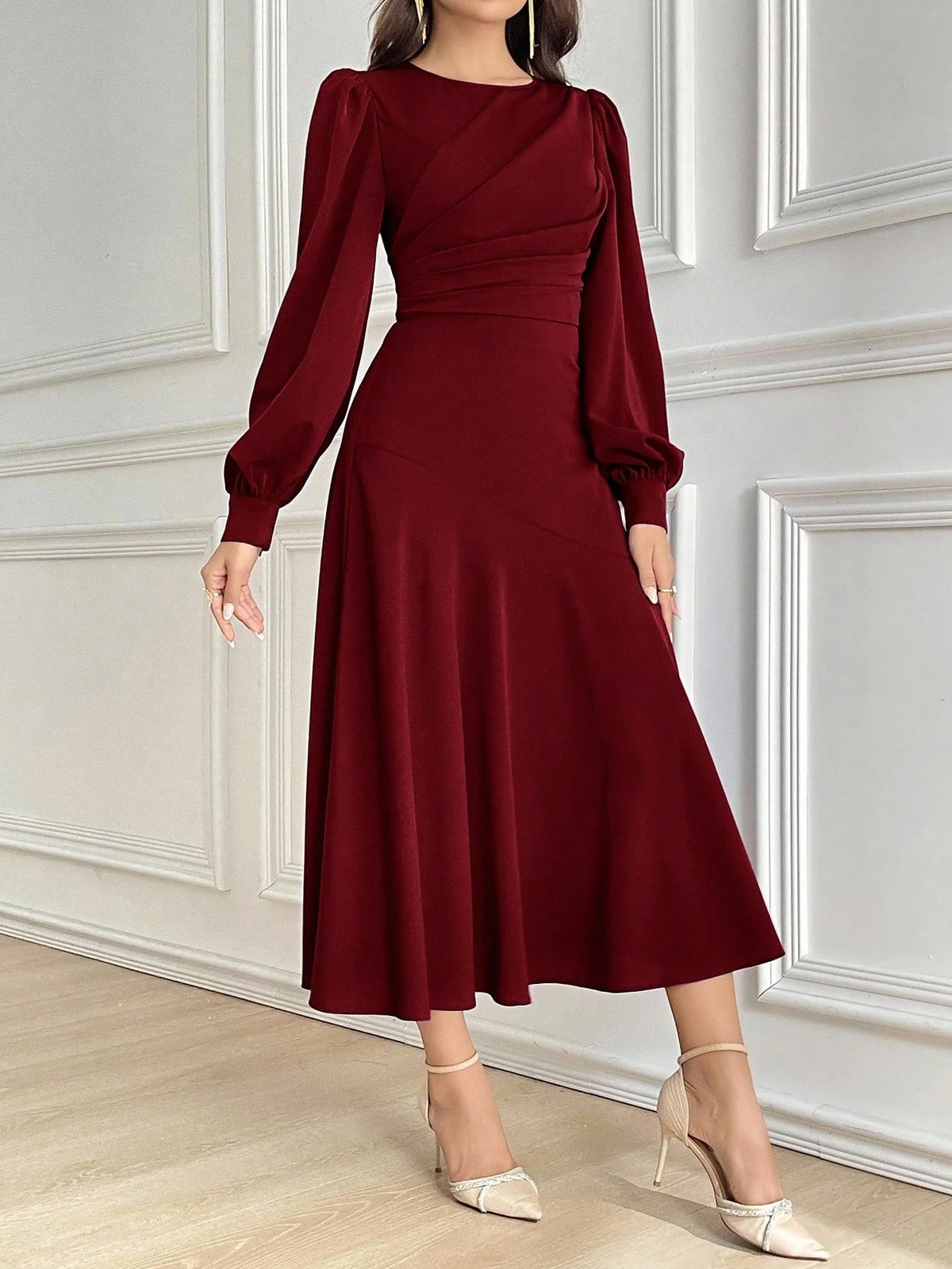 Vestido Midi Elegante Acinturado Manga Comprida
