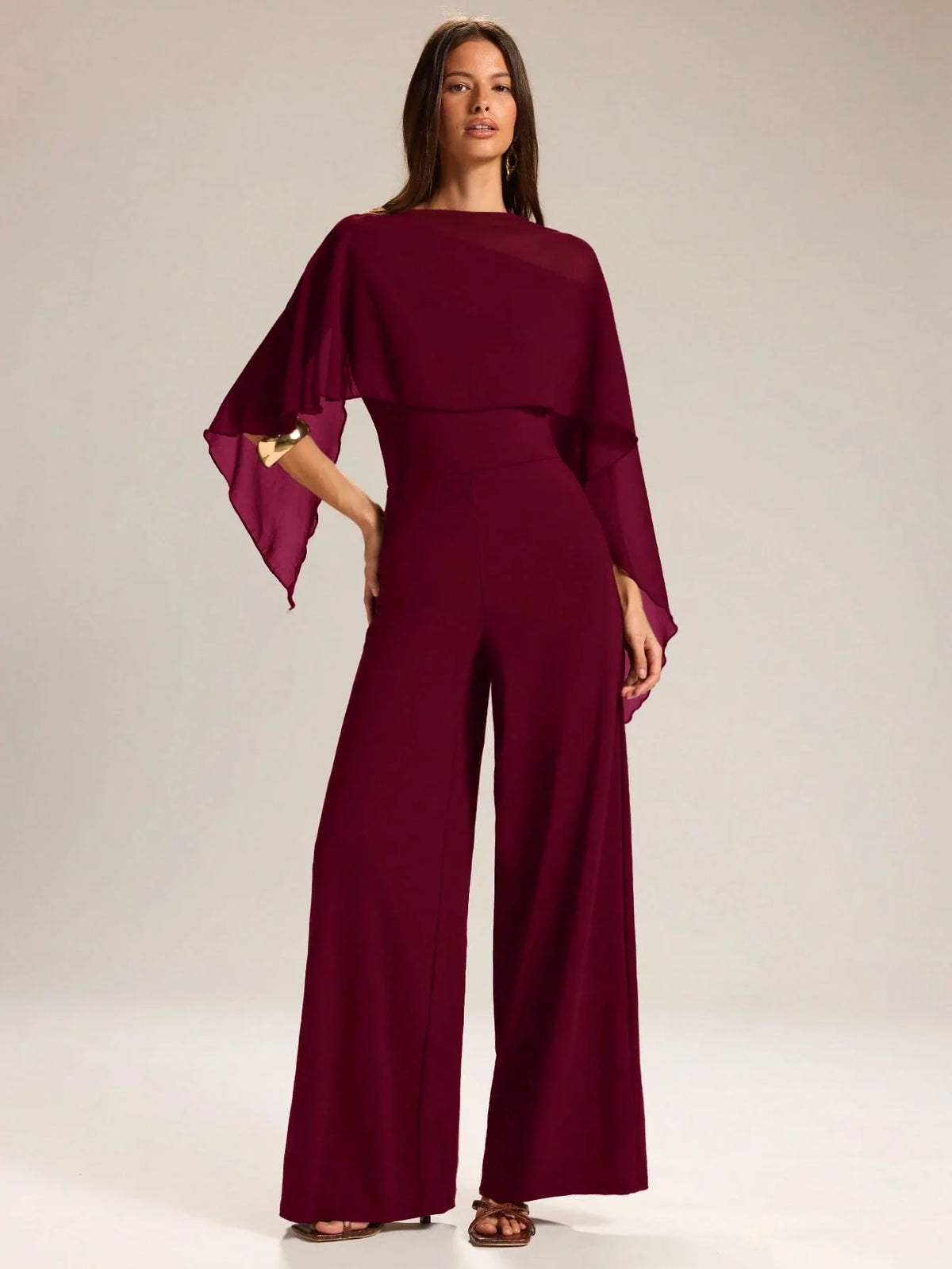 Macacão Feminino Elegante Manga Morcego com Tule
