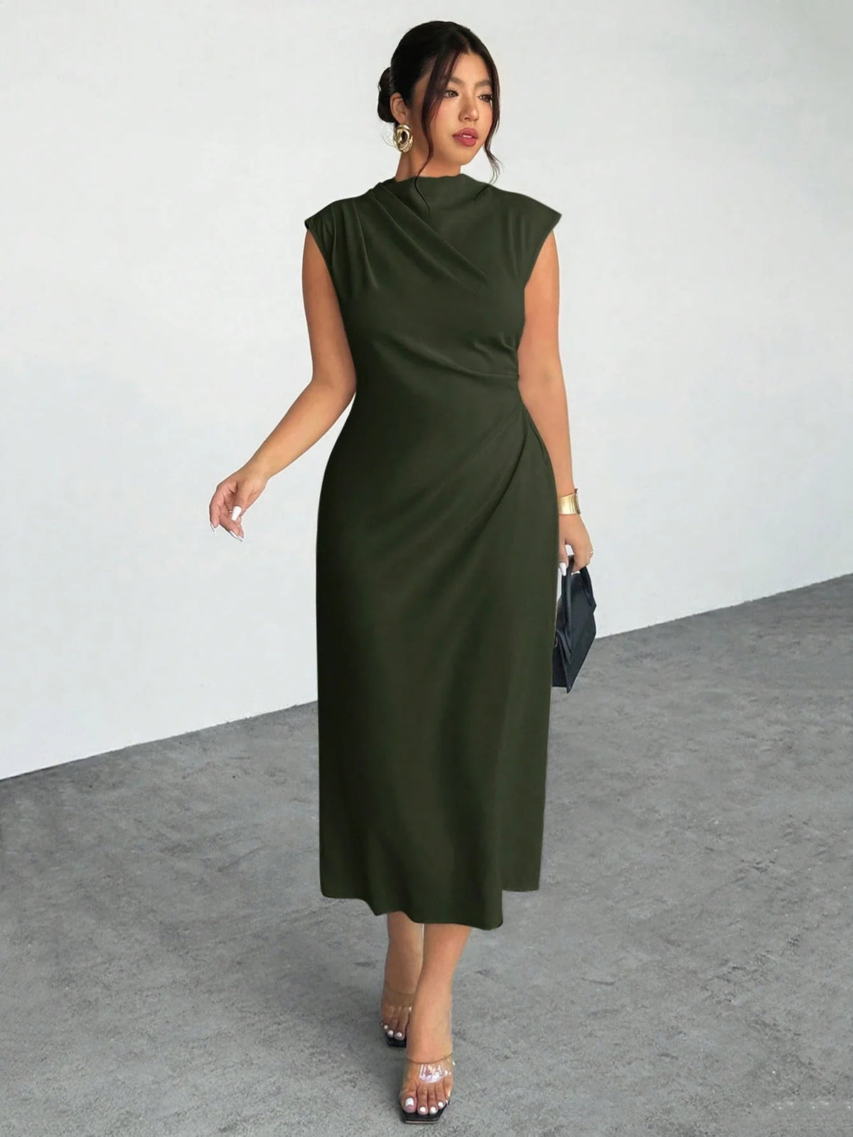 Vestido Plus Size Elegante Social Reto sem Manga