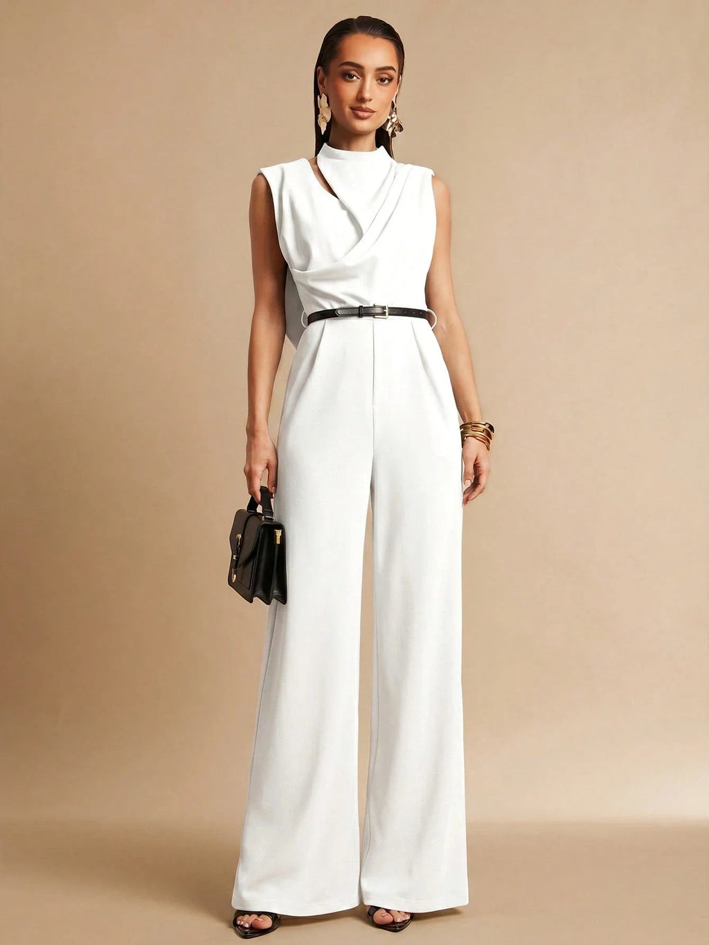 Macacão Feminino Elegante Chique com Pregas e Sem Mangas