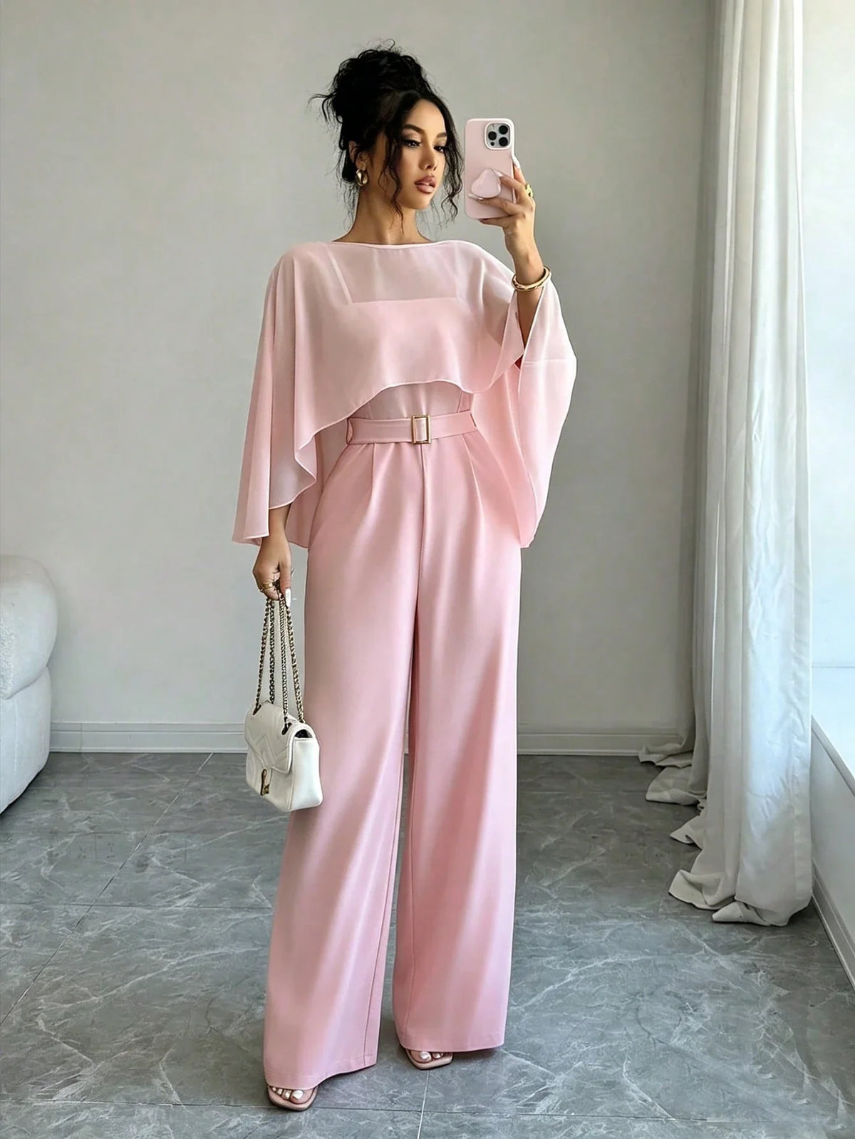 Macacão Elegante Feminino Pantalona com Xale de Tule e Cinto