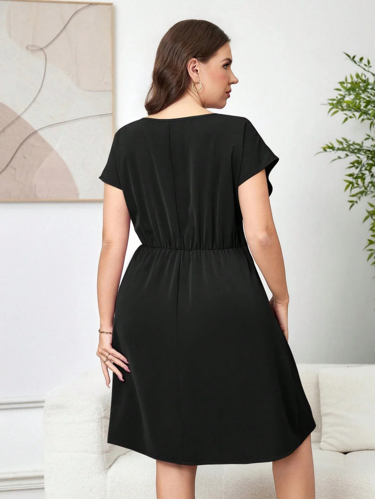 Vestido Curto Plus Size Liso Social Não Amassa