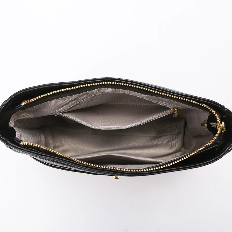 Bolsa Média Tiracolo Feminina de Couro Legítimo Alça Confortável