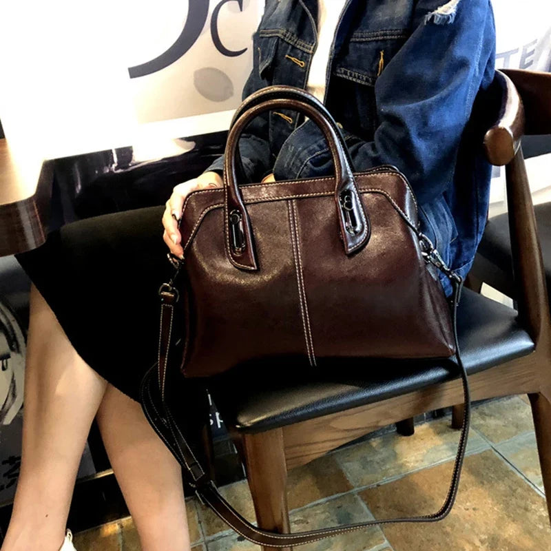 Bolsa Grande Feminina de Couro Legítimo Duas Alças